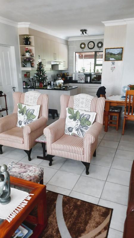 2 Bedroom Property for Sale in Albertinia Western Cape